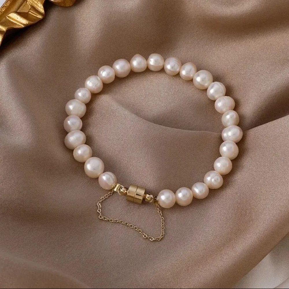 Zara Gold Irregular Baroque Keshi Pearls White Freshwater Pearl Chain Bracelet - Picture 6 of 16